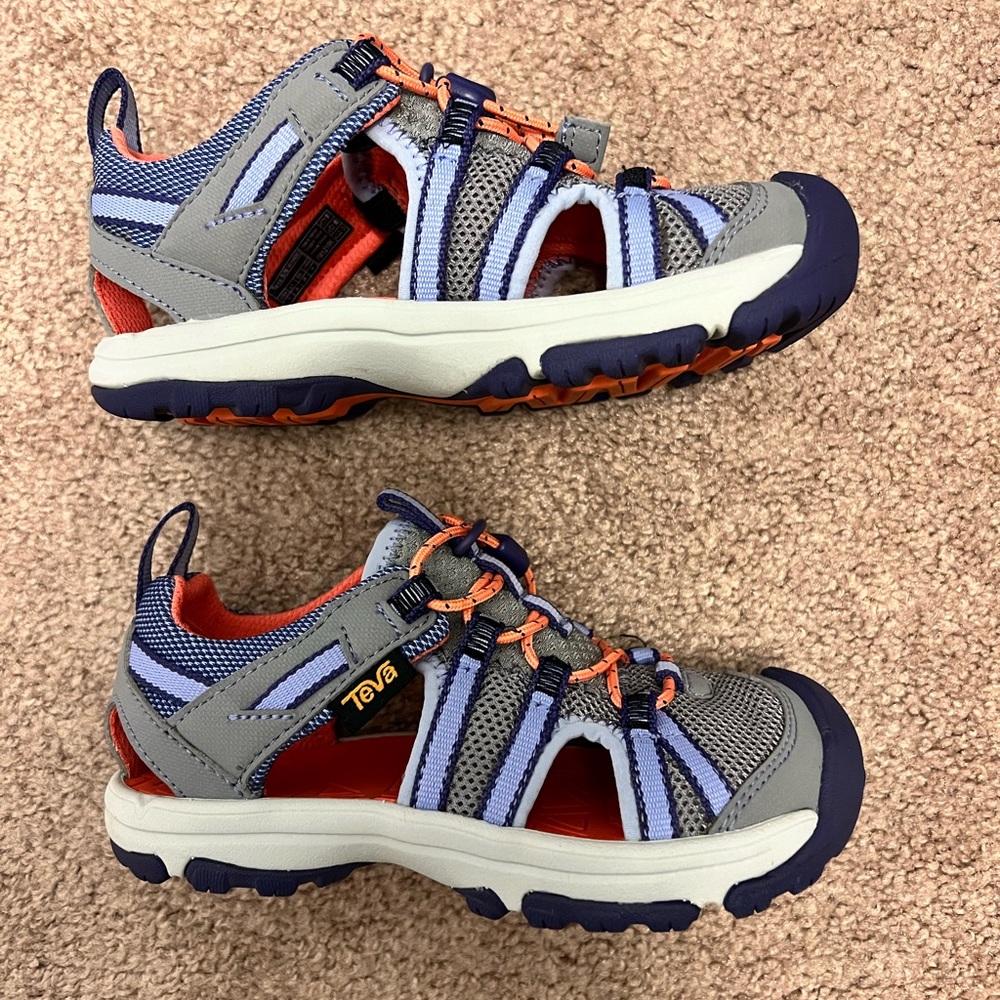 Teva Manatee water sandals size 11 worn once!